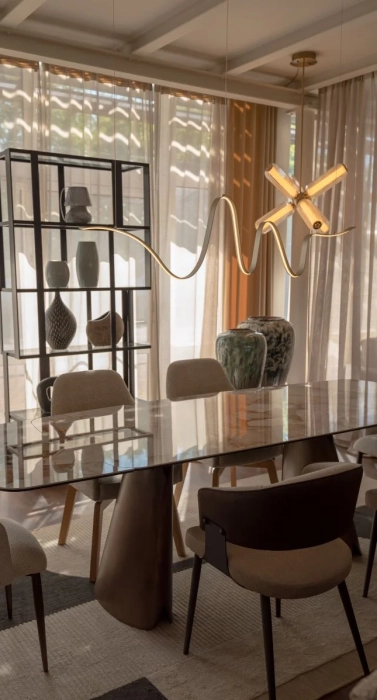 tomart-art-stol-lampa-aromas